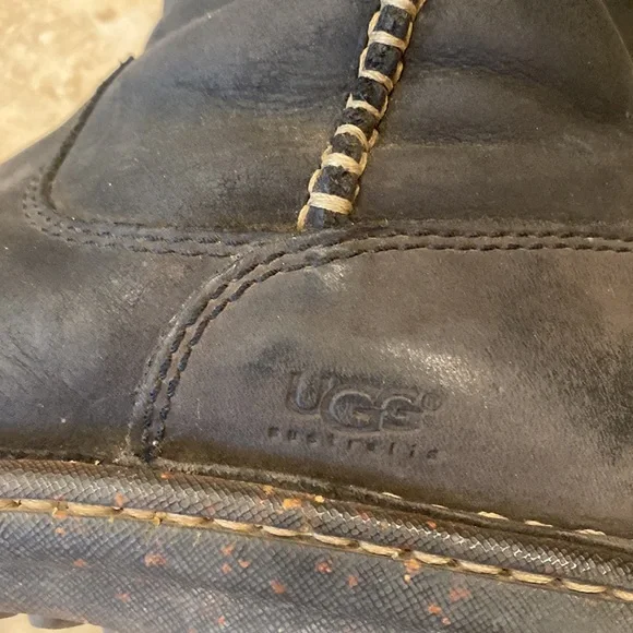 UGG Australia Boots With fur Size 8 - Picture 8 of 15